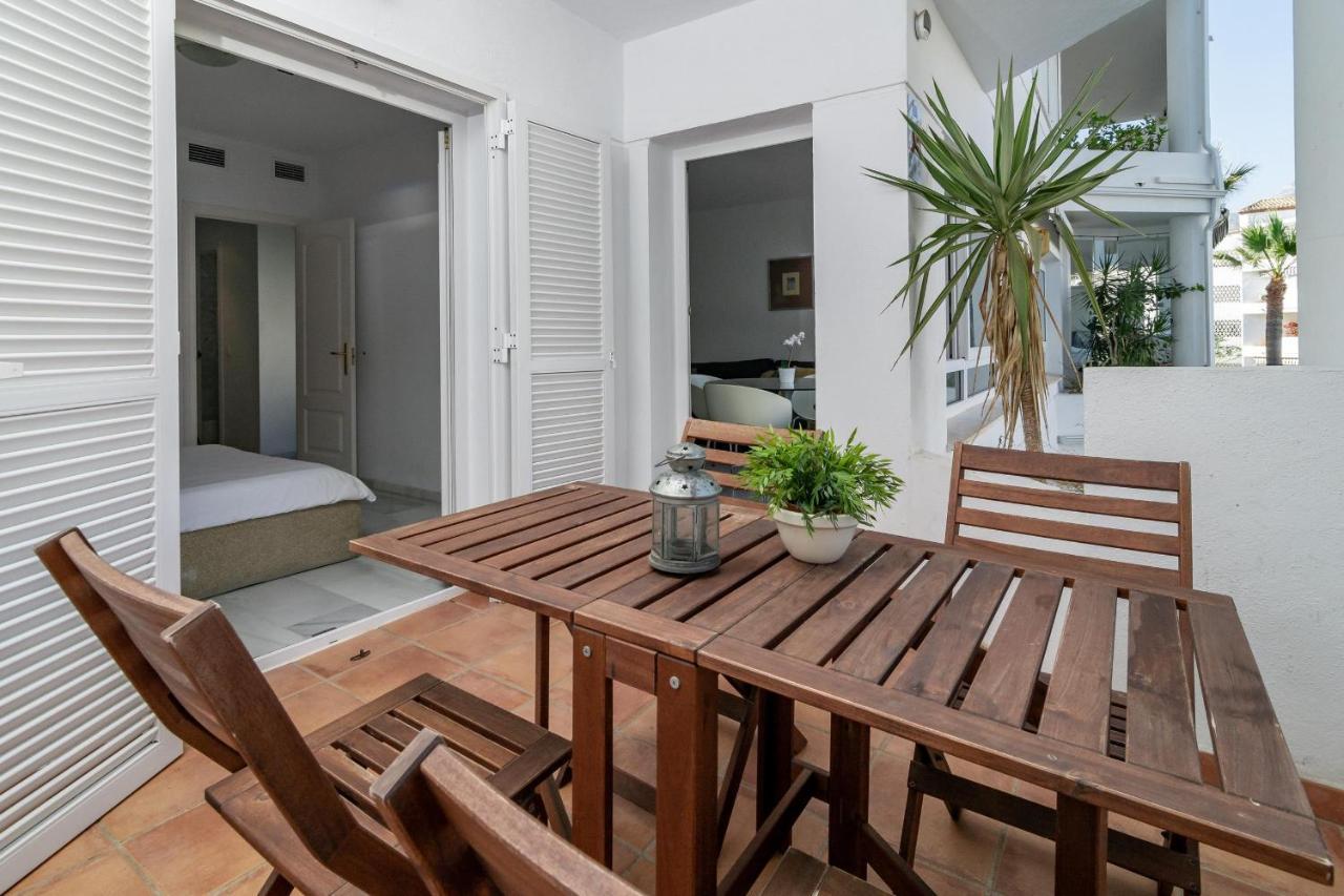 Pr45- Beach Front Apartment Puerto Banus Marbella Exteriör bild